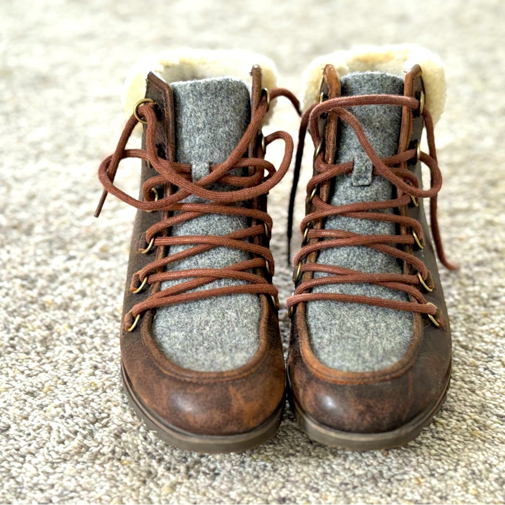 Sorel ankle boots